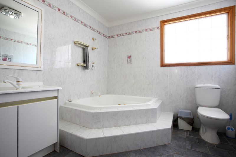 Cost of Bathtub Installation in Hollywood, FL